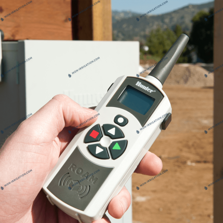 Prise en main de la télécommande ROAM